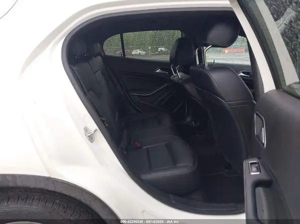 WDCTG4EB4HJ350354 2017 MERCEDES-BENZ GLA-KLASSE - Image 8