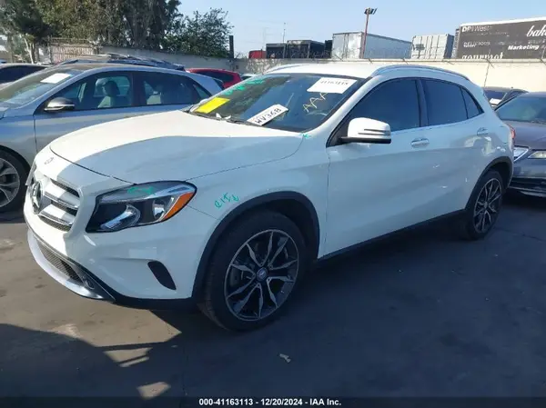 WDCTG4EB4HJ350466 2017 MERCEDES-BENZ GLA-KLASSE - Image 2