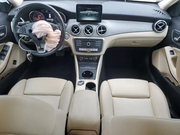 WDCTG4EB4JJ396028 2018 MERCEDES-BENZ GLA-KLASSE - Image 8