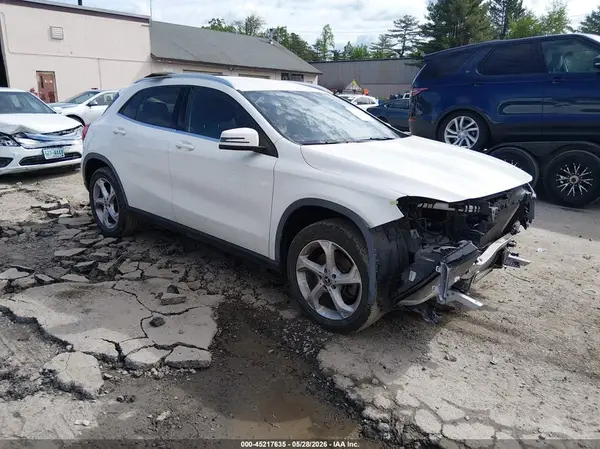 WDCTG4EB4JJ423843 2018 MERCEDES-BENZ GLA-KLASSE - Image 1