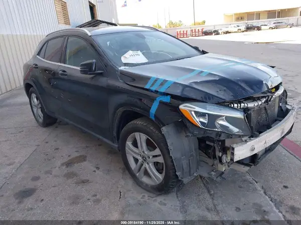 WDCTG4EB4JJ428332 2018 MERCEDES-BENZ GLA-KLASSE