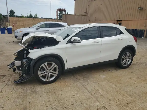 WDCTG4EB4JJ460407 2018 MERCEDES-BENZ GLA-KLASSE - Image 1
