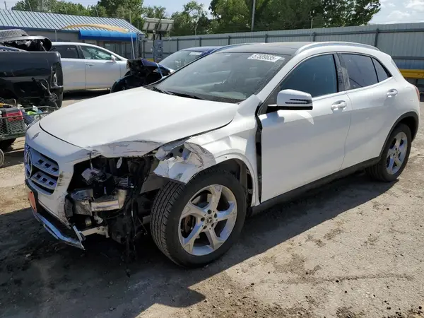 WDCTG4EB4JJ497585 2018 MERCEDES-BENZ GLA-KLASSE - Image 1