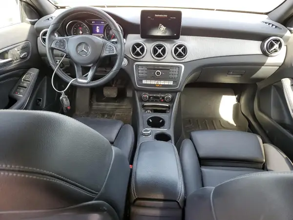 WDCTG4EB4JJ497585 2018 MERCEDES-BENZ GLA-KLASSE - Image 8