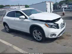 WDCTG4EB4KU008022 2019 MERCEDES-BENZ GLA-KLASSE
