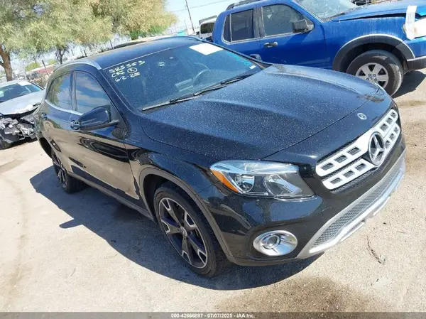 WDCTG4EB4KU013611 2019 MERCEDES-BENZ GLA-KLASSE - Image 1