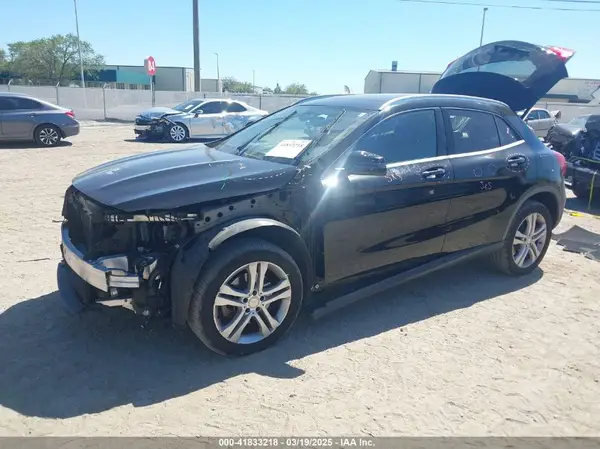 WDCTG4EB5HJ341002 2017 MERCEDES-BENZ GLA-KLASSE - Image 2