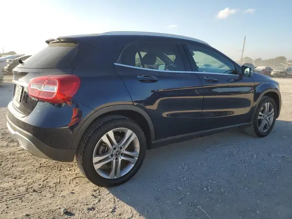 2018 MERCEDES-BENZ GLA-KLASSE COPART lot 43910325 auction photo 3