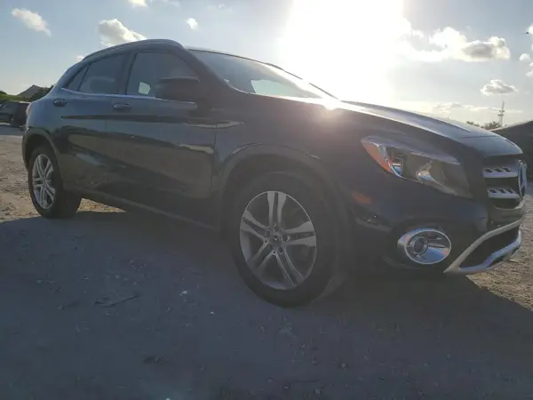 2018 MERCEDES-BENZ GLA-KLASSE COPART lot 43910325 auction photo 4