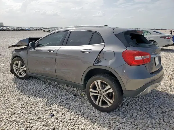 WDCTG4EB5JJ438268 2018 MERCEDES-BENZ GLA-KLASSE - Image 2