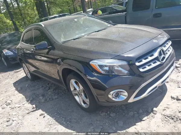 WDCTG4EB5JJ462795 2018 MERCEDES-BENZ GLA-KLASSE - Image 1