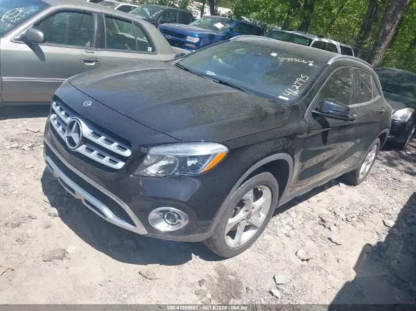 WDCTG4EB5JJ462795 2018 MERCEDES-BENZ GLA-KLASSE - Image 2