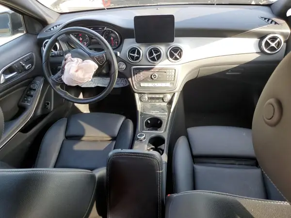 WDCTG4EB5JJ480293 2018 MERCEDES-BENZ GLA-KLASSE - Image 8