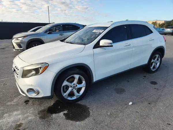 WDCTG4EB5JJ483422 2018 MERCEDES-BENZ GLA-KLASSE - Image 1