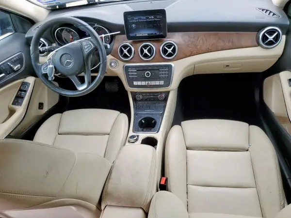 WDCTG4EB5JJ485865 2018 MERCEDES-BENZ GLA-KLASSE - Image 8