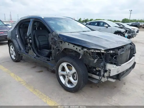 WDCTG4EB5KJ549100 2019 MERCEDES-BENZ GLA-KLASSE - Image 1