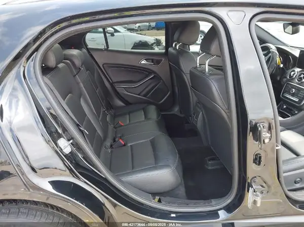WDCTG4EB5KJ549100 2019 MERCEDES-BENZ GLA-KLASSE - Image 8