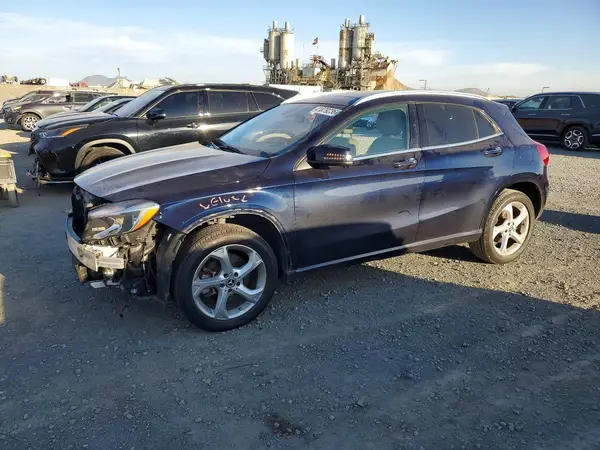 WDCTG4EB5KJ550098 2019 MERCEDES-BENZ GLA-KLASSE - Image 1