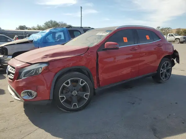 WDCTG4EB5KJ610767 2019 MERCEDES-BENZ GLA-KLASSE - Image 1