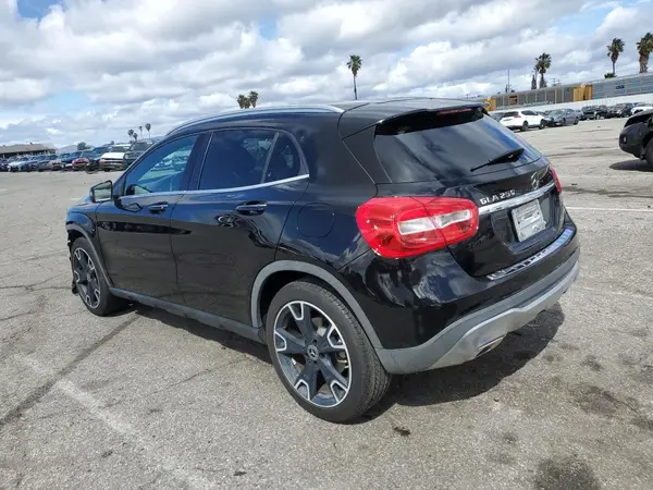 WDCTG4EB5KU000611 2019 MERCEDES-BENZ GLA-KLASSE - Image 2