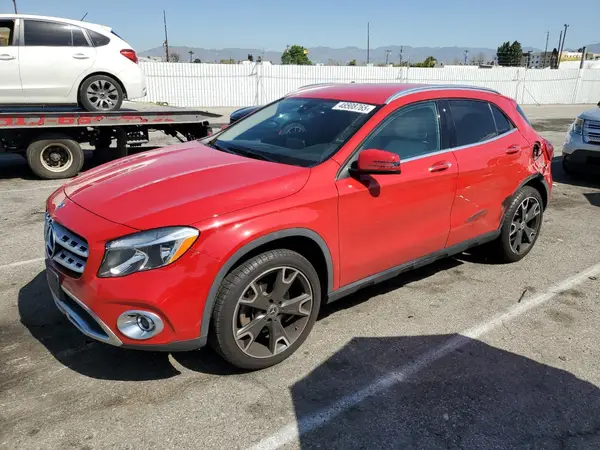 WDCTG4EB5KU007882 2019 MERCEDES-BENZ GLA-KLASSE - Image 1