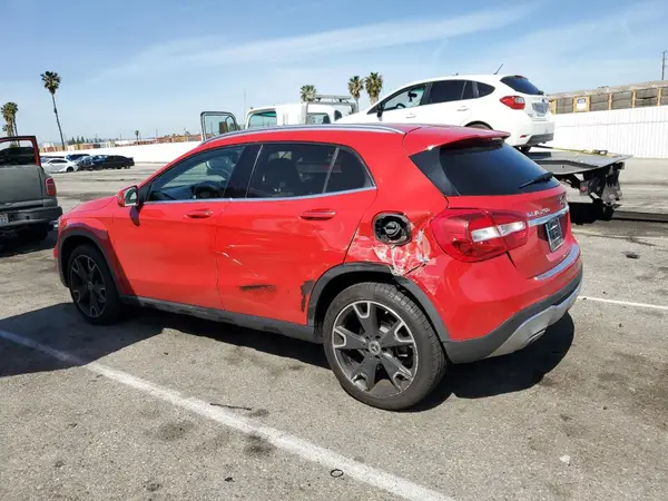 WDCTG4EB5KU007882 2019 MERCEDES-BENZ GLA-KLASSE - Image 2