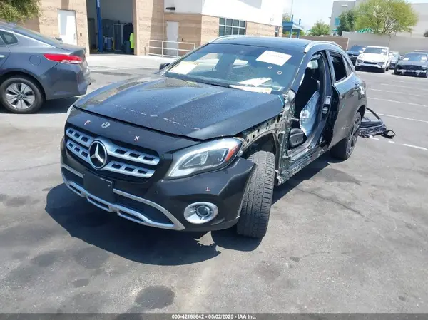 WDCTG4EB5KU012256 2019 MERCEDES-BENZ GLA-KLASSE - Image 2