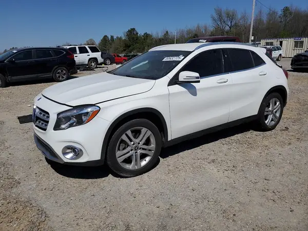 WDCTG4EB5KU016551 2019 MERCEDES-BENZ GLA-KLASSE - Image 1