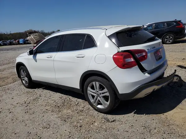 WDCTG4EB5KU016551 2019 MERCEDES-BENZ GLA-KLASSE - Image 2