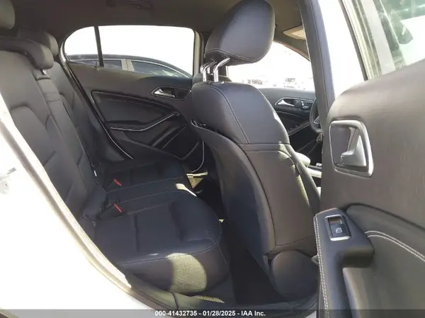 WDCTG4EB5LU023839 2020 MERCEDES-BENZ GLA-KLASSE - Image 8