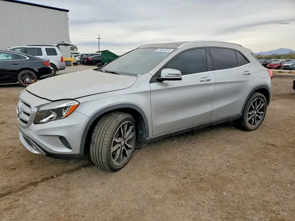WDCTG4EB6GJ255678 2016 MERCEDES-BENZ GLA-KLASSE - Image 1