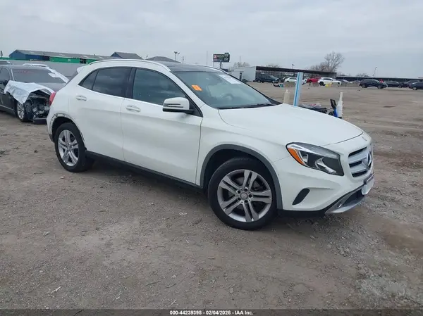 WDCTG4EB6HJ302287 2017 MERCEDES-BENZ GLA-KLASSE - Image 1
