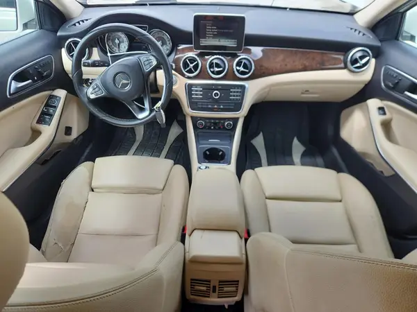 WDCTG4EB6HJ352011 2017 MERCEDES-BENZ GLA-KLASSE - Image 8