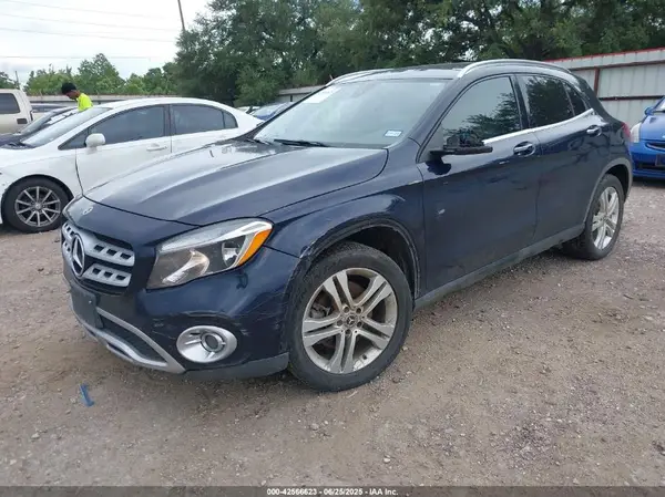 WDCTG4EB6JJ441938 2018 MERCEDES-BENZ GLA-KLASSE - Image 2