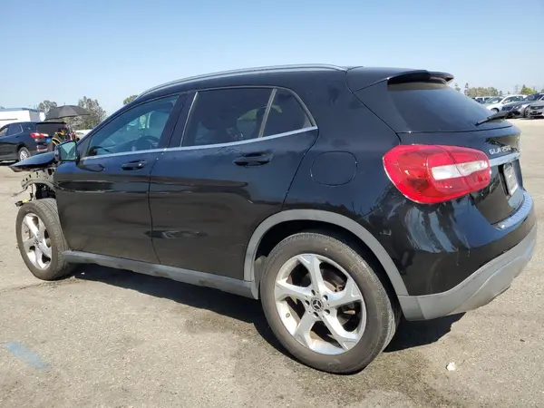 WDCTG4EB6JJ487415 2018 MERCEDES-BENZ GLA-KLASSE - Image 2