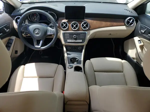 WDCTG4EB6JJ520879 2018 MERCEDES-BENZ GLA-KLASSE - Image 8