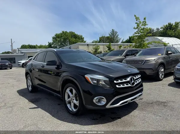 WDCTG4EB6KU007843 2019 MERCEDES-BENZ GLA-KLASSE - Image 1