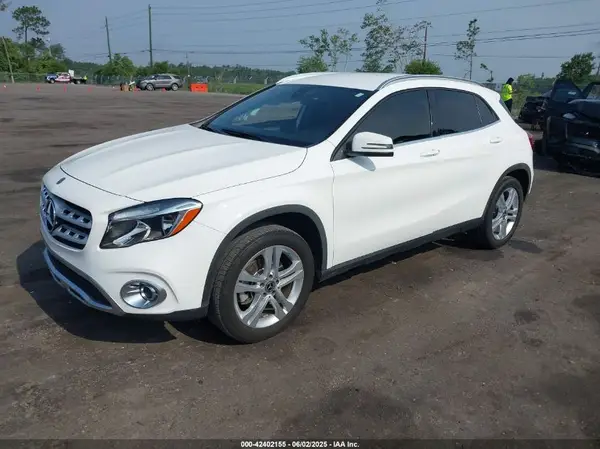 WDCTG4EB6KU009401 2019 MERCEDES-BENZ GLA-KLASSE - Image 2