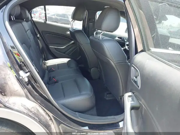 WDCTG4EB6KU009852 2019 MERCEDES-BENZ GLA-KLASSE - Image 8