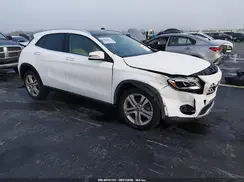 WDCTG4EB6KU015201 2019 MERCEDES-BENZ GLA-KLASSE