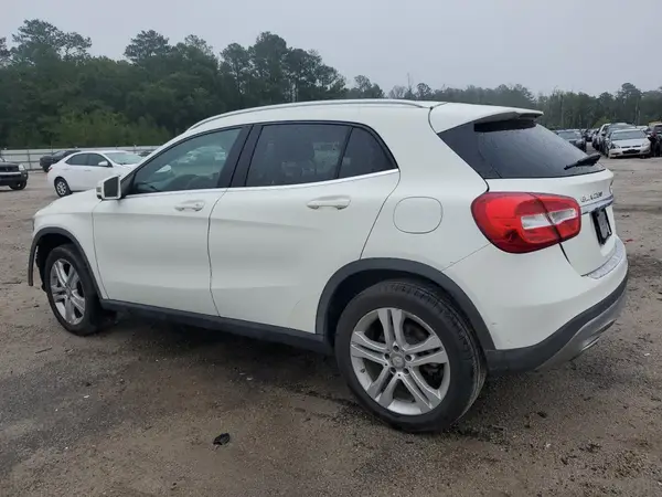 WDCTG4EB7GJ262784 2016 MERCEDES-BENZ GLA-KLASSE - Image 2