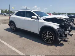WDCTG4EB7HJ339929 2017 MERCEDES-BENZ GLA-KLASSE