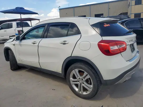 WDCTG4EB7HJ358092 2017 MERCEDES-BENZ GLA-KLASSE - Image 2
