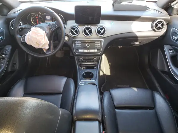WDCTG4EB7JJ387338 2018 MERCEDES-BENZ GLA-KLASSE - Image 8