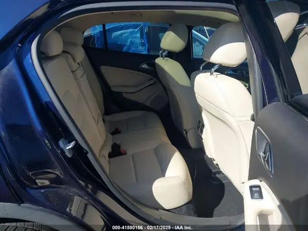WDCTG4EB7JJ439700 2018 MERCEDES-BENZ GLA-KLASSE - Image 8