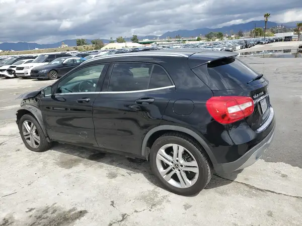 WDCTG4EB7JJ444833 2018 MERCEDES-BENZ GLA-KLASSE - Image 2