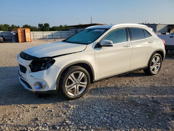 WDCTG4EB7JJ456125 2018 MERCEDES-BENZ GLA-KLASSE - Image 1