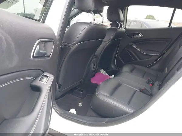 WDCTG4EB7JJ472597 2018 MERCEDES-BENZ GLA-KLASSE - Image 8