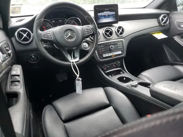 WDCTG4EB7JJ482482 2018 MERCEDES-BENZ GLA-KLASSE - Image 8