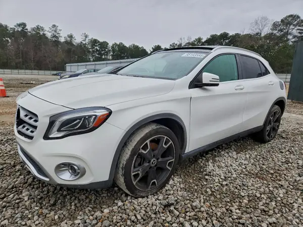 WDCTG4EB7KJ553942 2019 MERCEDES-BENZ GLA-KLASSE - Image 1